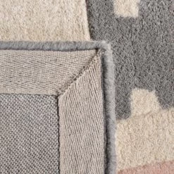 Safavieh Kids SFK922 Hand Tufted Area Rug - Safavieh -Safavieh Store GUEST 0c73cb0d 7526 4c50 939c d4a5ff59074c