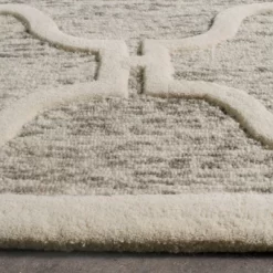 Davos Geometric Tufted Area Rug - Safavieh -Safavieh Store GUEST 1075268e d3e4 4199 aced b839601e9e03