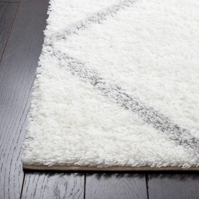 Tahoe Shag THO676 Power Loomed Area Rug - Safavieh 4 Tahoe Shag THO676 Power Loomed Area Rug - Safavieh - Image 2