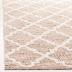 Quatrefoil Design Montauk Woven Rug - Safavieh