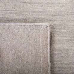 Safavieh Kids SFK802 Hand Loomed Area Rug - Safavieh -Safavieh Store GUEST 28785f3b c015 4b54 93da dfca81a12f79