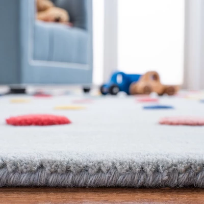 Safavieh Kids SFK803 Hand Loomed Area Rug - Safavieh 5 Safavieh Kids SFK803 Hand Loomed Area Rug - Safavieh - Image 3