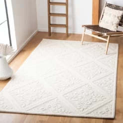 Freddie Medallion Woven Rug - Safavieh