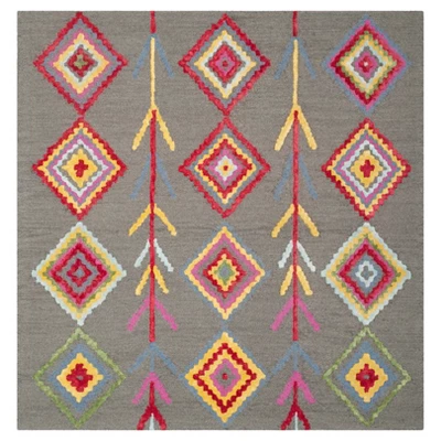 Dakine Geometric Tufted Area Rug - Safavieh 7 Dakine Geometric Tufted Area Rug - Safavieh - Image 5