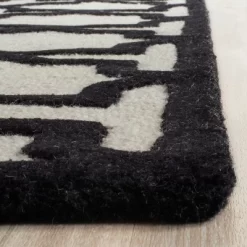 Marnie Rug I - Safavieh