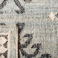 Kilim KLM762 Hand Woven Area Rug - Safavieh -Safavieh Store GUEST bac050ec 323a 4757 b9f1 c47c16a587af