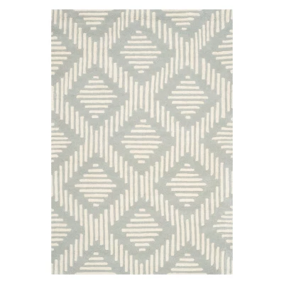 Becky Geometric Tufted Accent Rug - Safavieh 7 Becky Geometric Tufted Accent Rug - Safavieh - Image 5