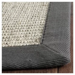 Klara Rug - Safavieh