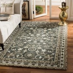 Neapoli Medallion Tufted Area Rug - Safavieh