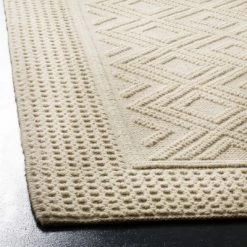 Teresita Geometric Woven Rug - Safavieh