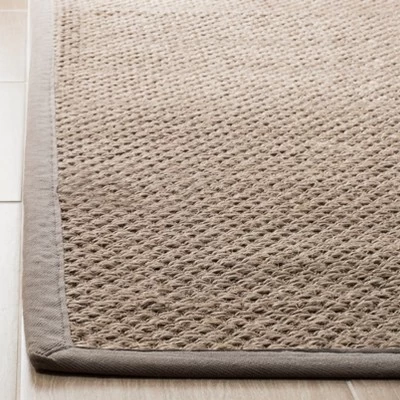 Lilia Solid Loomed Rug - Safavieh 3 Lilia Solid Loomed Rug - Safavieh