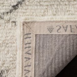 Katie Geometric Area Rug - Safavieh -Safavieh Store GUEST faa998d4 9473 4994 b5c0 00e4e2ecbe51